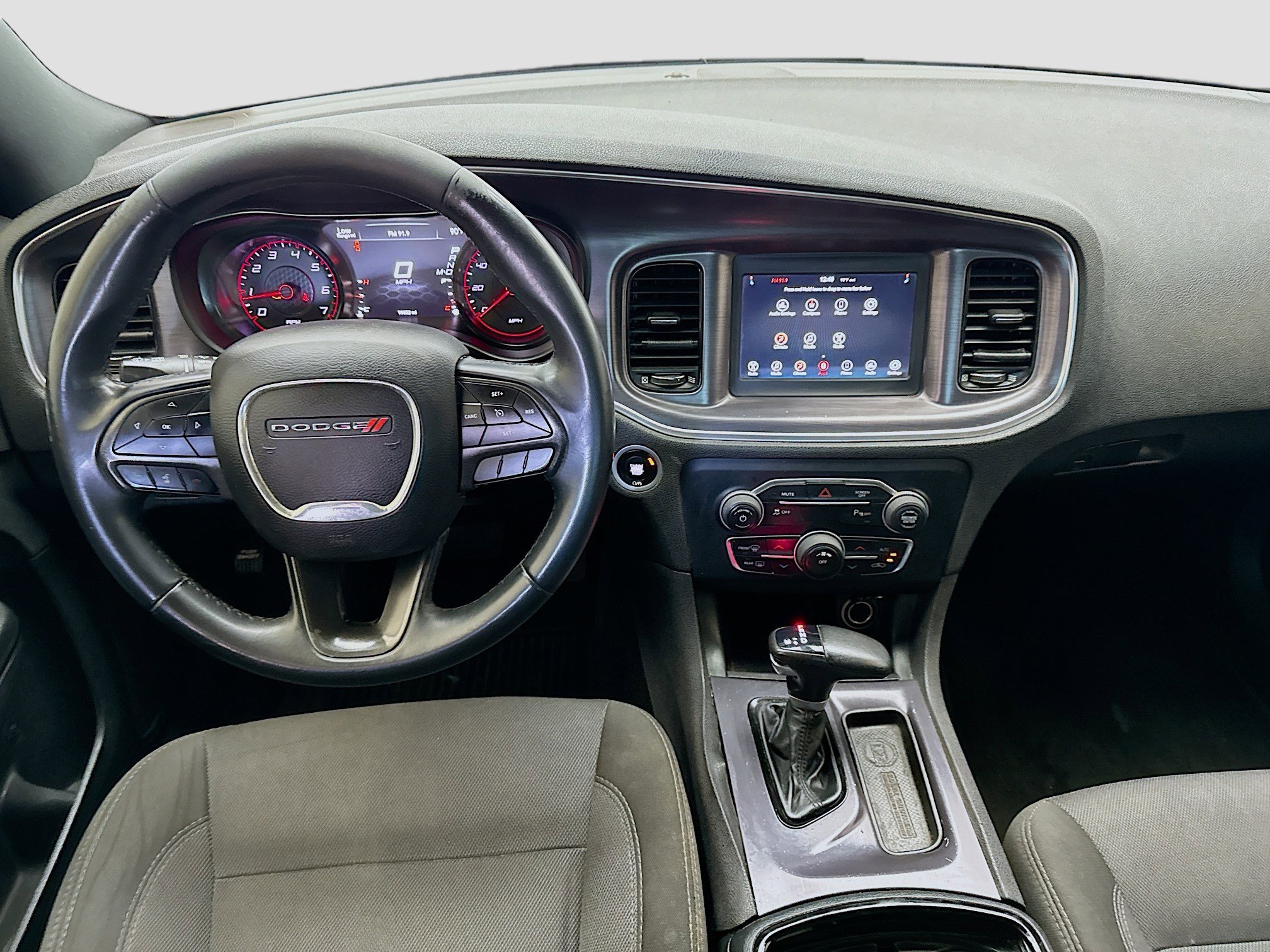 Used 2018 Dodge Charger SXT w/ Blacktop Package image 14