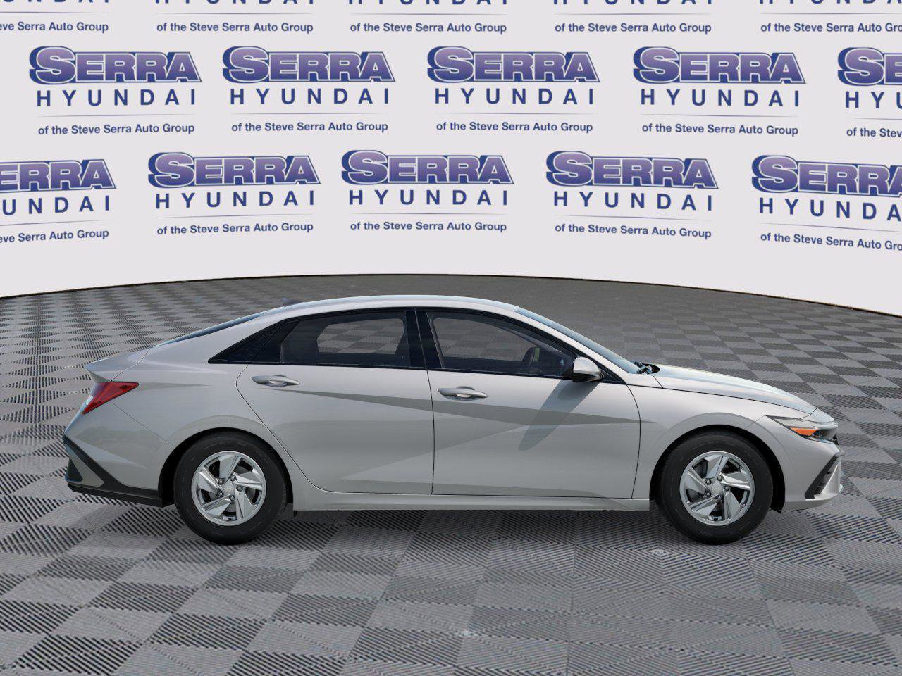 New 2026 Hyundai Elantra SE w/ Cargo Package image 7