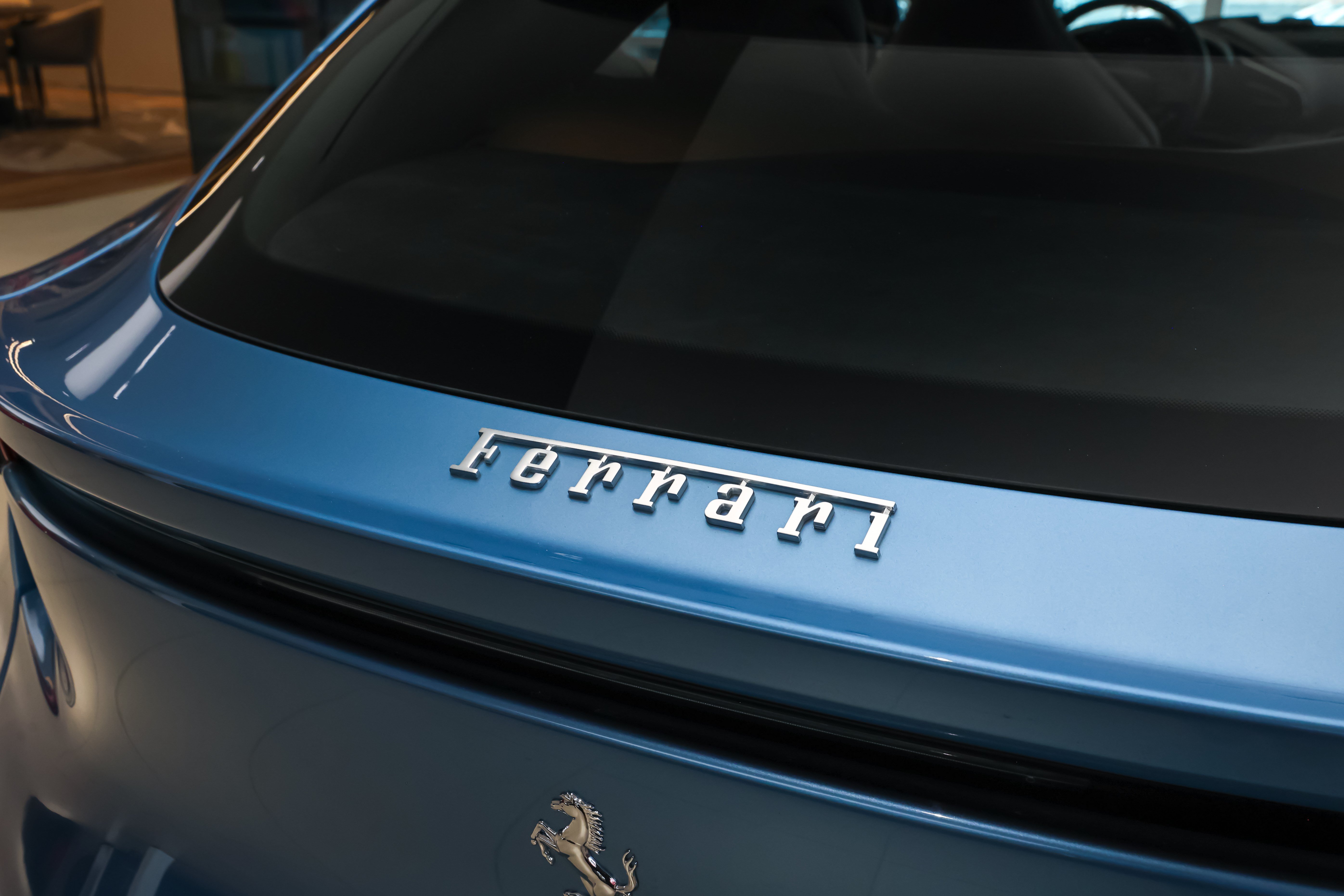 Used 2025 Ferrari Purosangue AWD/4WD image 14