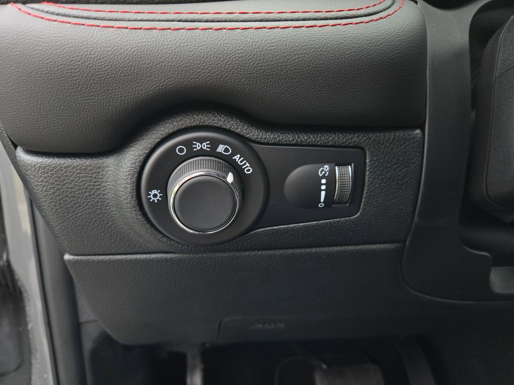 New 2026 Dodge Durango GT w/ Blacktop Package image 13