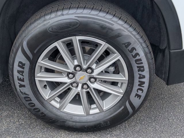 Used 2023 Chevrolet Traverse LT image 8