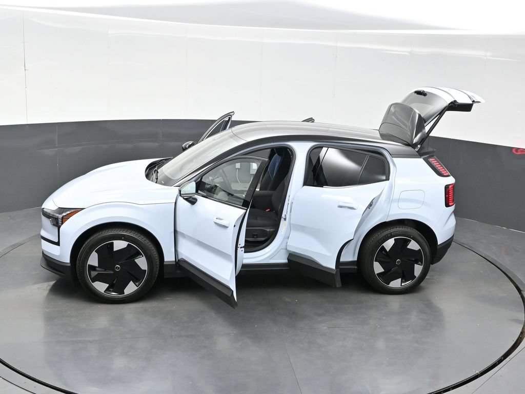New 2026 Volvo EX30 Plus w/ Protection Package Premier AWD/4WD image 36
