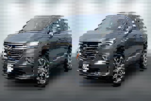 Used 2022 Buick Enclave Premium w/ Surround and Sites Package AWD/4WD image 12