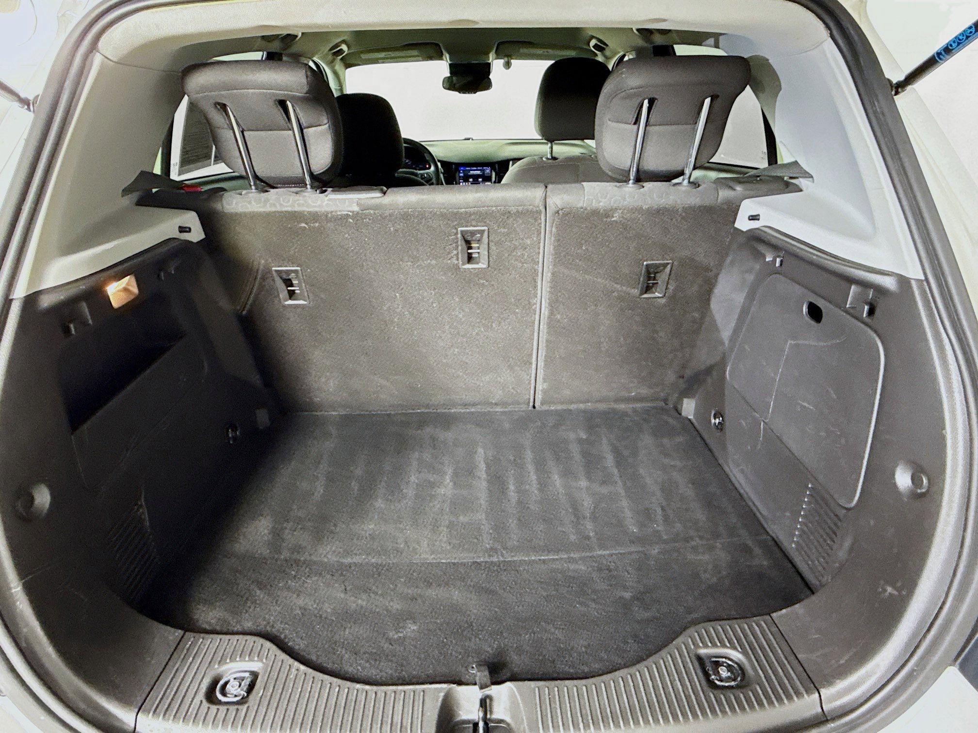 Used 2022 Chevrolet Trax LS w/ Tint and Cruise Package image 31