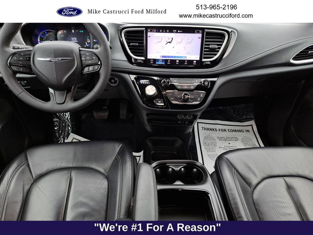 Used 2022 Chrysler Pacifica Touring-L w/ S Appearance Package image 10