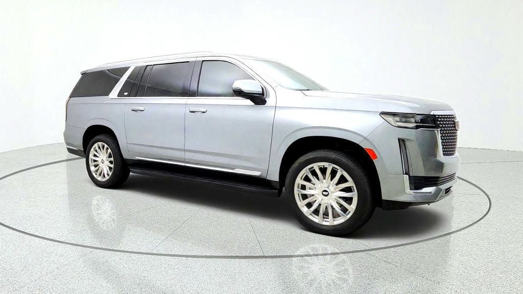 Used 2024 Cadillac Escalade ESV Premium Luxury w/ Performance Package AWD/4WD image 3