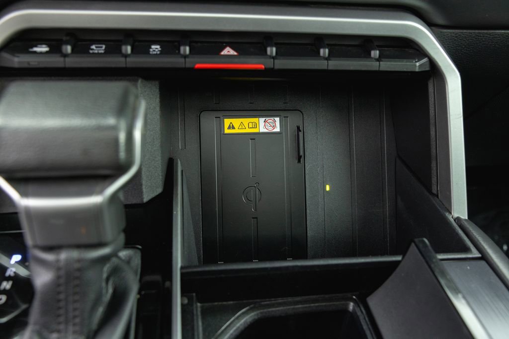 Used 2023 Toyota Tundra Platinum AWD/4WD image 20