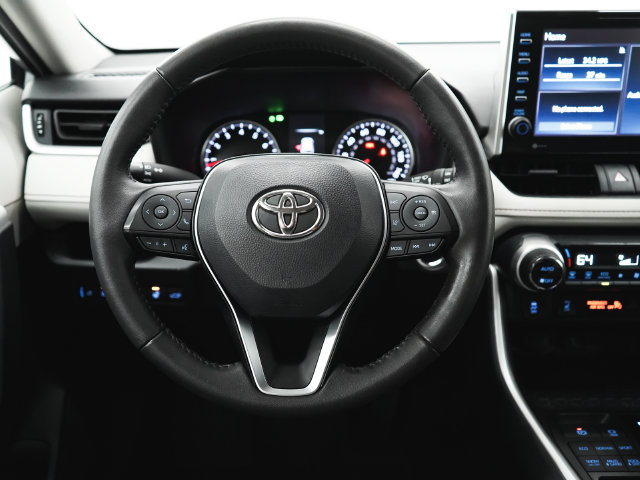 Used 2022 Toyota RAV4 XLE w/ Convenience Package AWD/4WD image 19