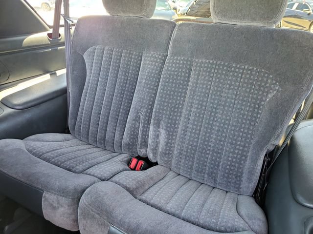 Used 2001 Chevrolet Blazer LS w/ Preferred Equipment Group AWD/4WD image 23