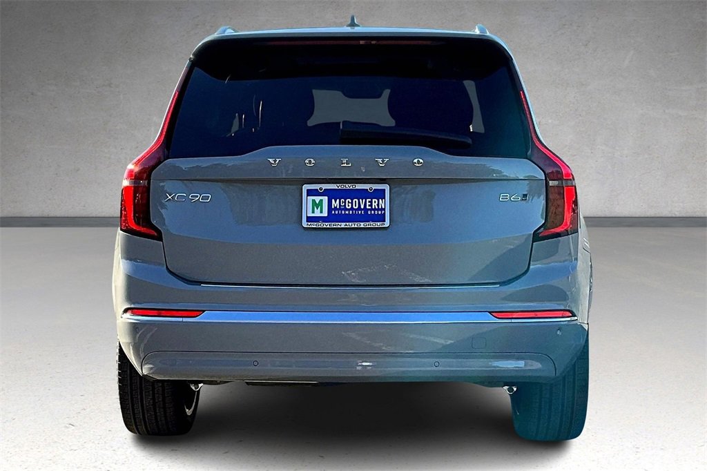 New 2026 Volvo XC90 B6 Plus w/ Protection Package Premier image 4