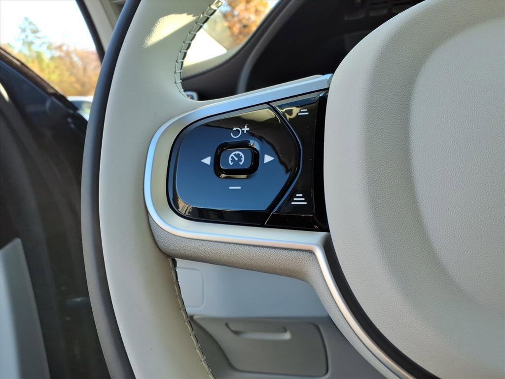 New 2026 Volvo XC90 B6 Ultra w/ Protection Package AWD/4WD image 24