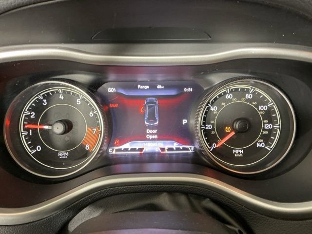 Used 2014 Jeep Cherokee Trailhawk w/ Leather Interior Group AWD/4WD image 17