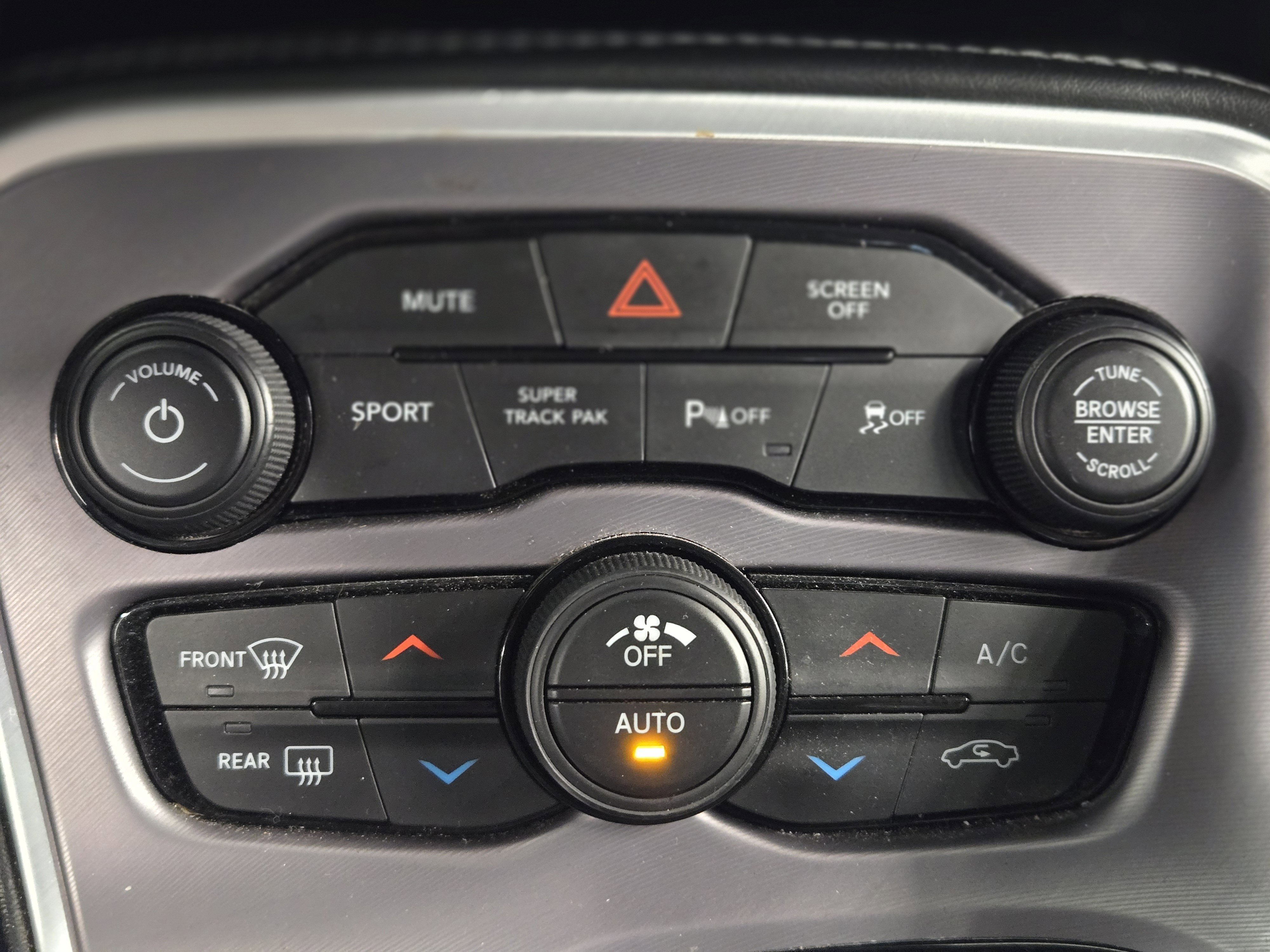 Used 2022 Dodge Challenger GT w/ Plus Package image 19