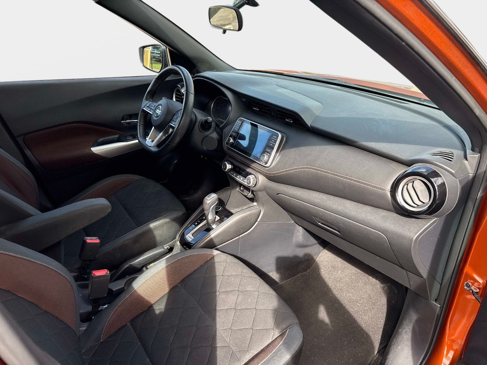 Certified 2019 Nissan Kicks SR FWD image 12