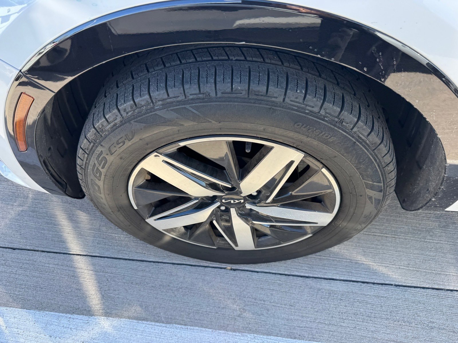 Used 2022 Kia Sorento S image 8