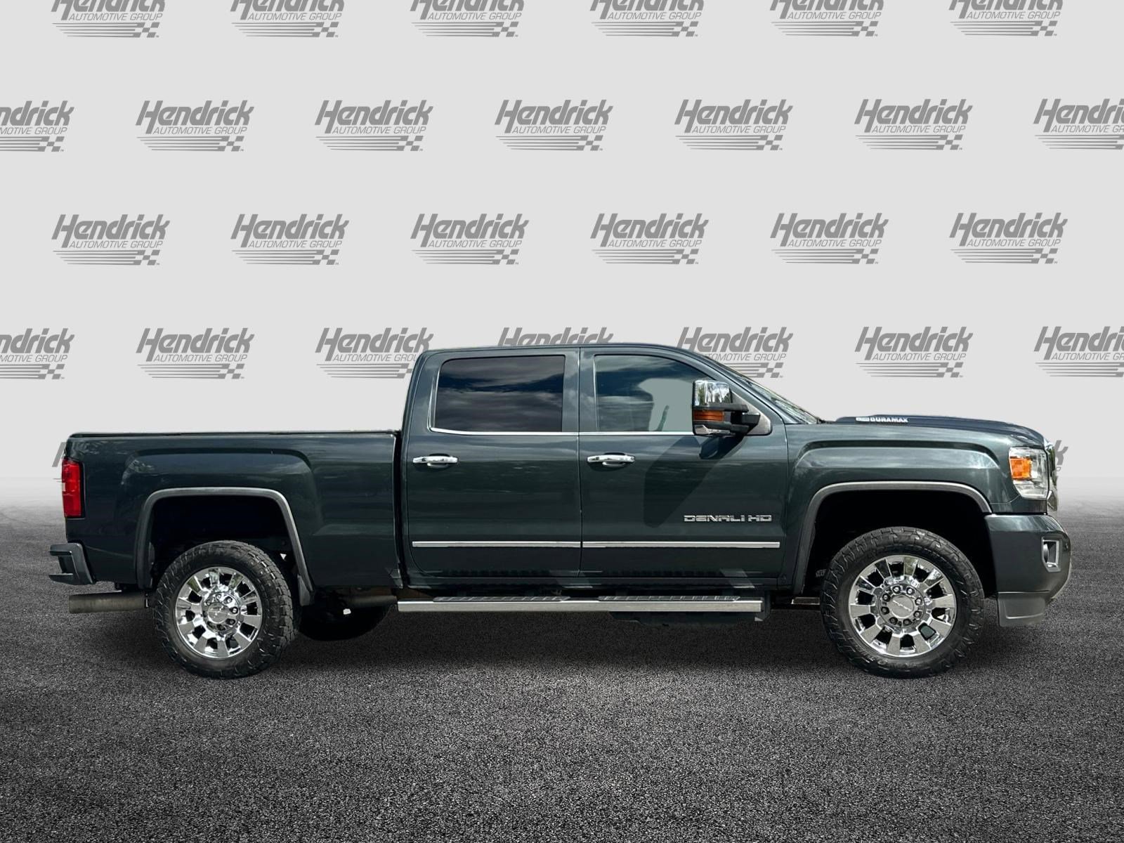 Used 2017 GMC Sierra 2500 Denali w/ Duramax Plus Package AWD/4WD image 3
