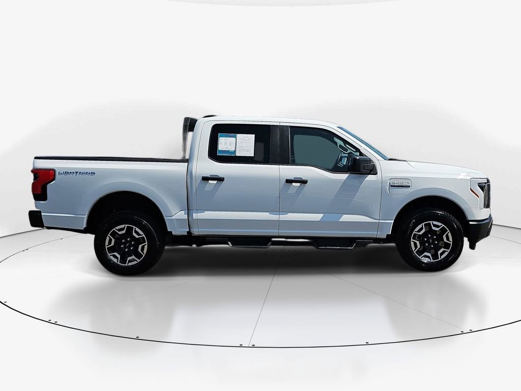 Used 2023 Ford F150 Lightning Pro image 4