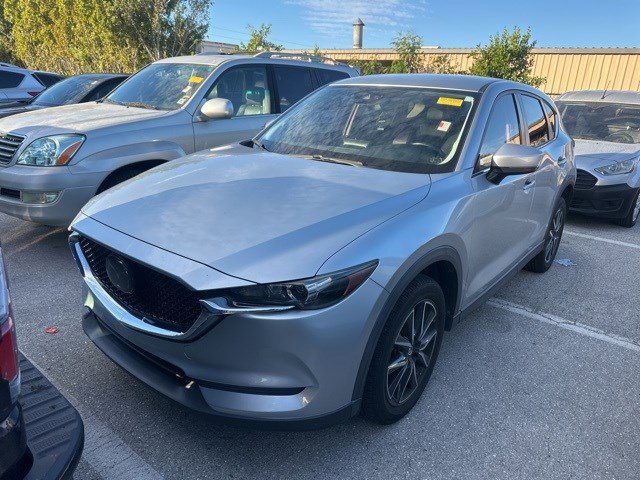 Used 2018 MAZDA CX-5 Touring image 2