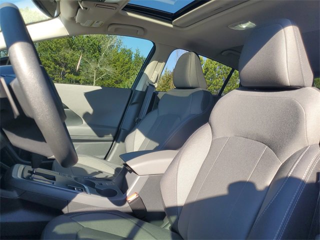 Used 2025 Subaru Crosstrek 2.0i Premium image 15