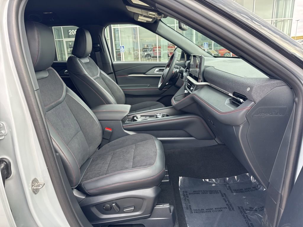 New 2026 Ford Explorer ST image 32