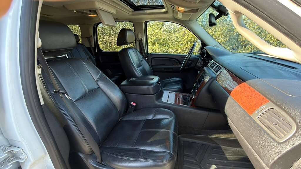 Used 2007 Chevrolet Tahoe LTZ w/ LTZ Preferred Equipment Group image 34
