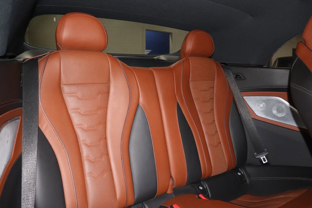 Used 2019 BMW M850i xDrive Convertible image 34