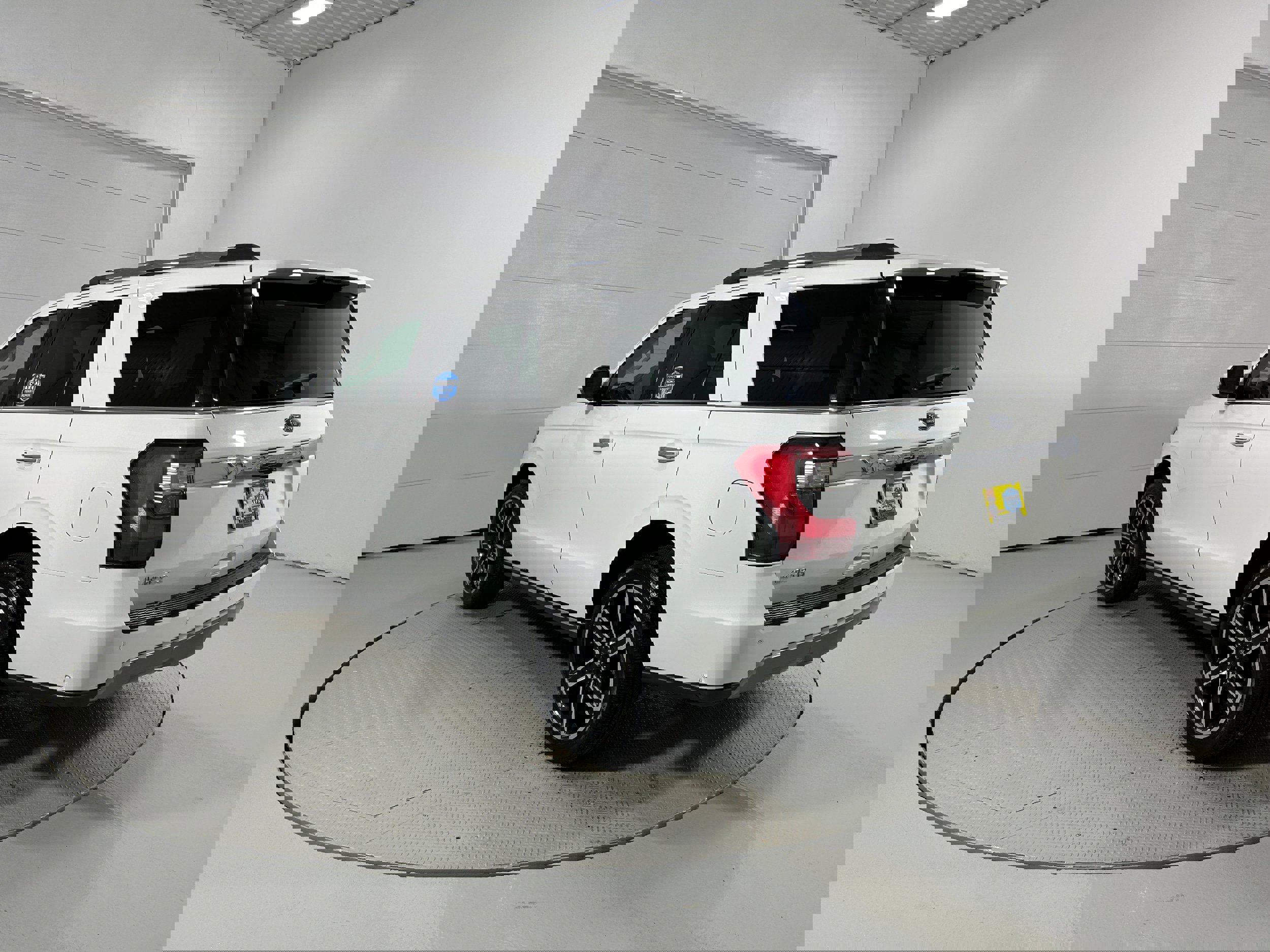 Used 2021 Ford Expedition Limited image 23