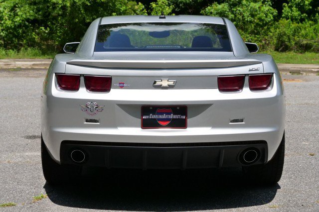 Used 2010 Chevrolet Camaro SS RWD image 14