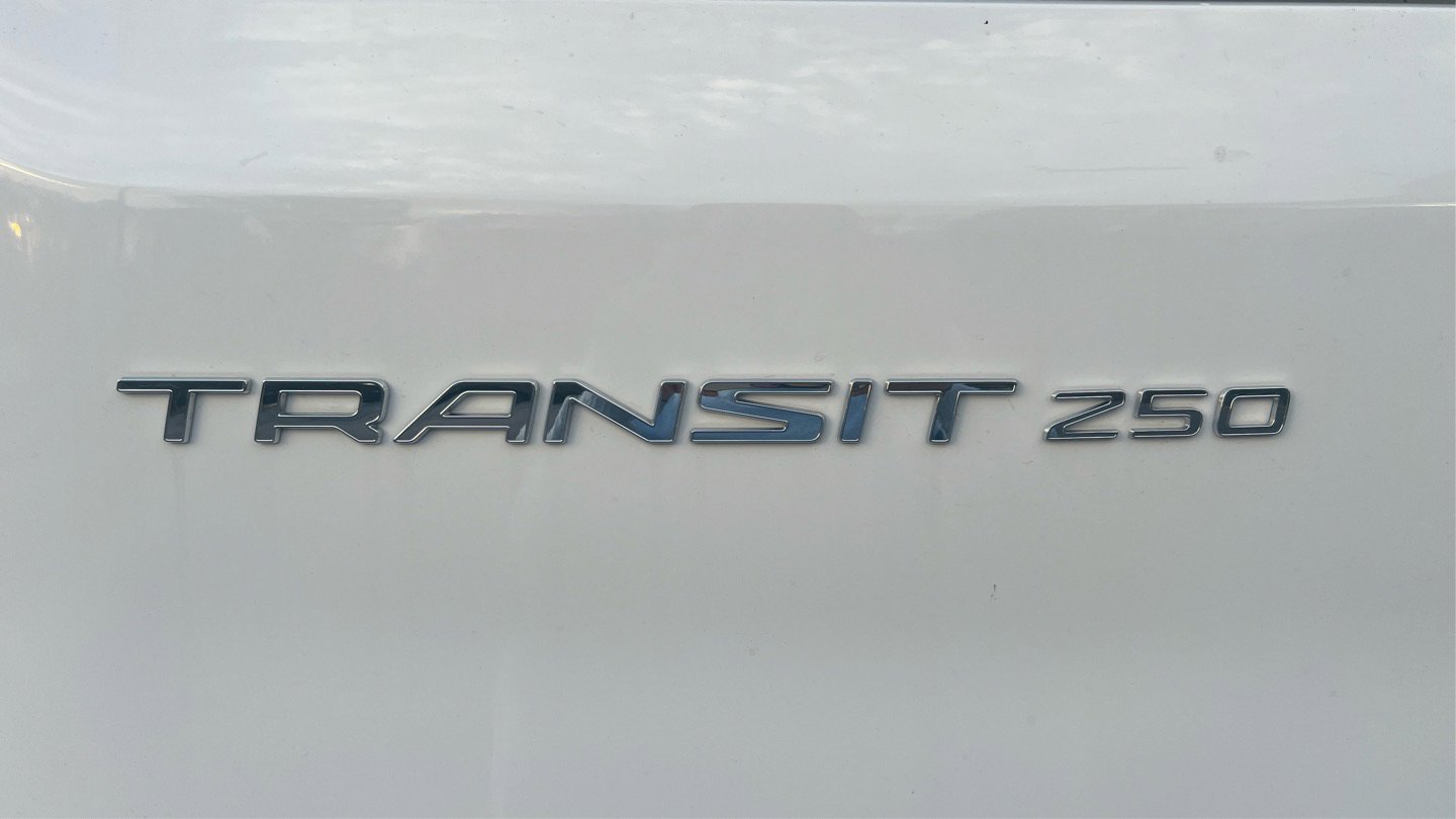 Used 2024 Ford Transit 250 Low Roof AWD image 40