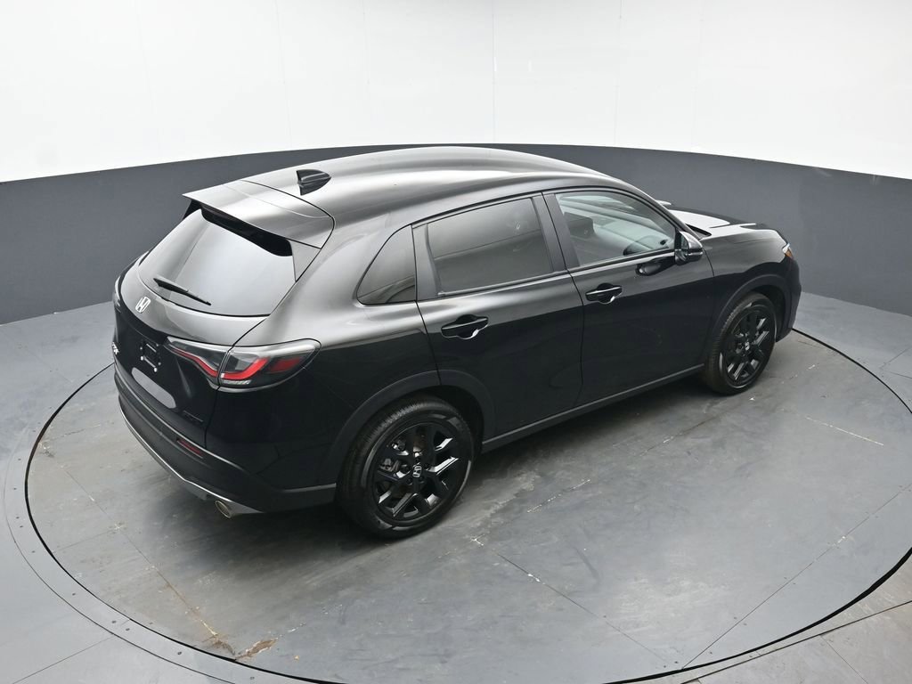 Used 2025 Honda HR-V Sport image 40