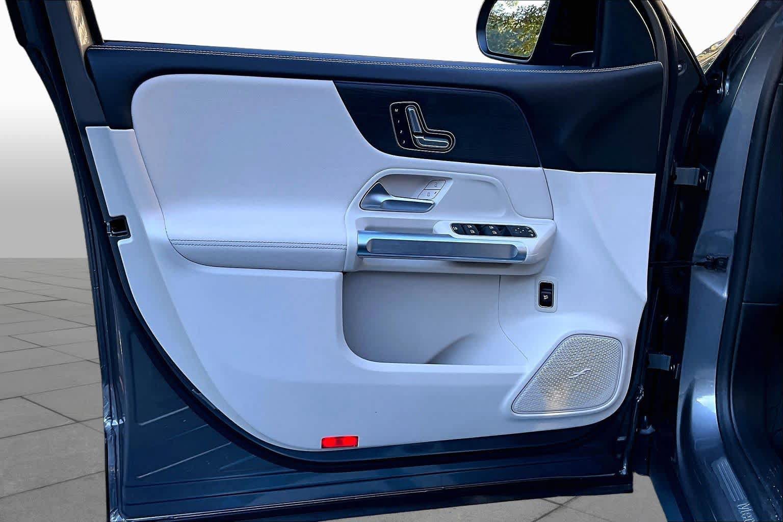 Certified 2026 Mercedes-Benz GLB 250 image 22