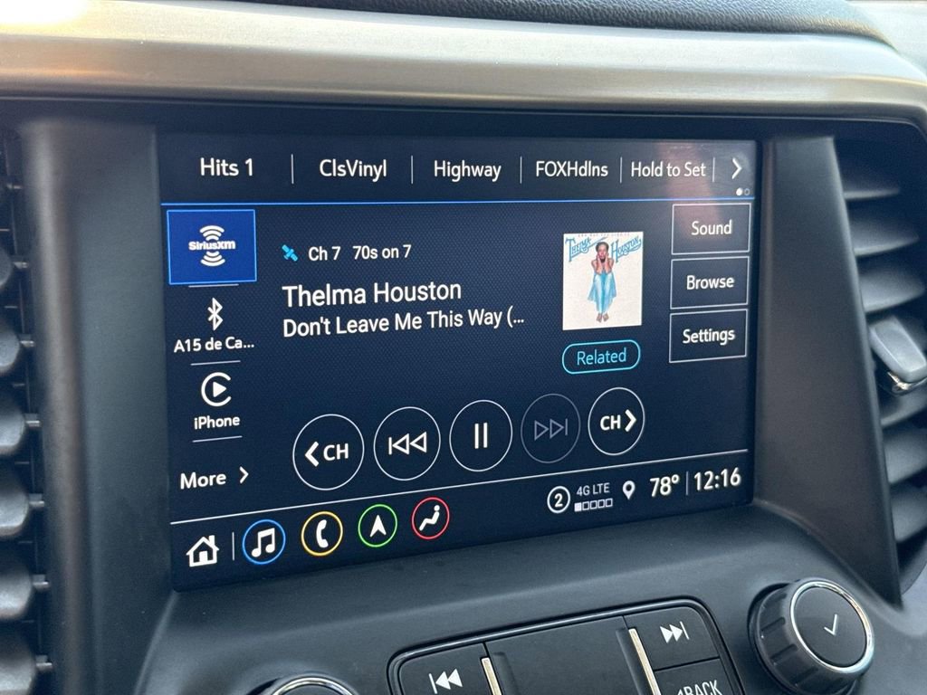 Used 2023 GMC Acadia Denali image 12