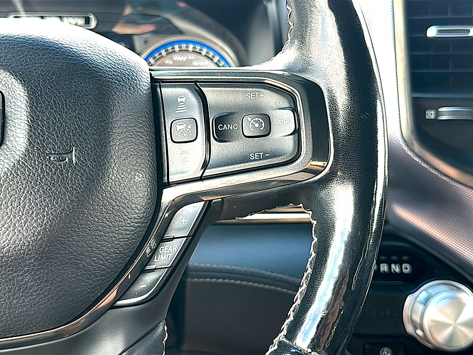 Used 2019 RAM 1500 Limited RWD image 31