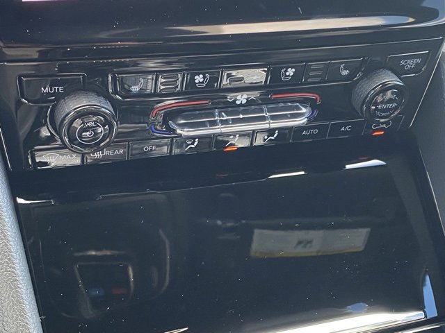 New 2025 Jeep Grand Cherokee L Overland image 24