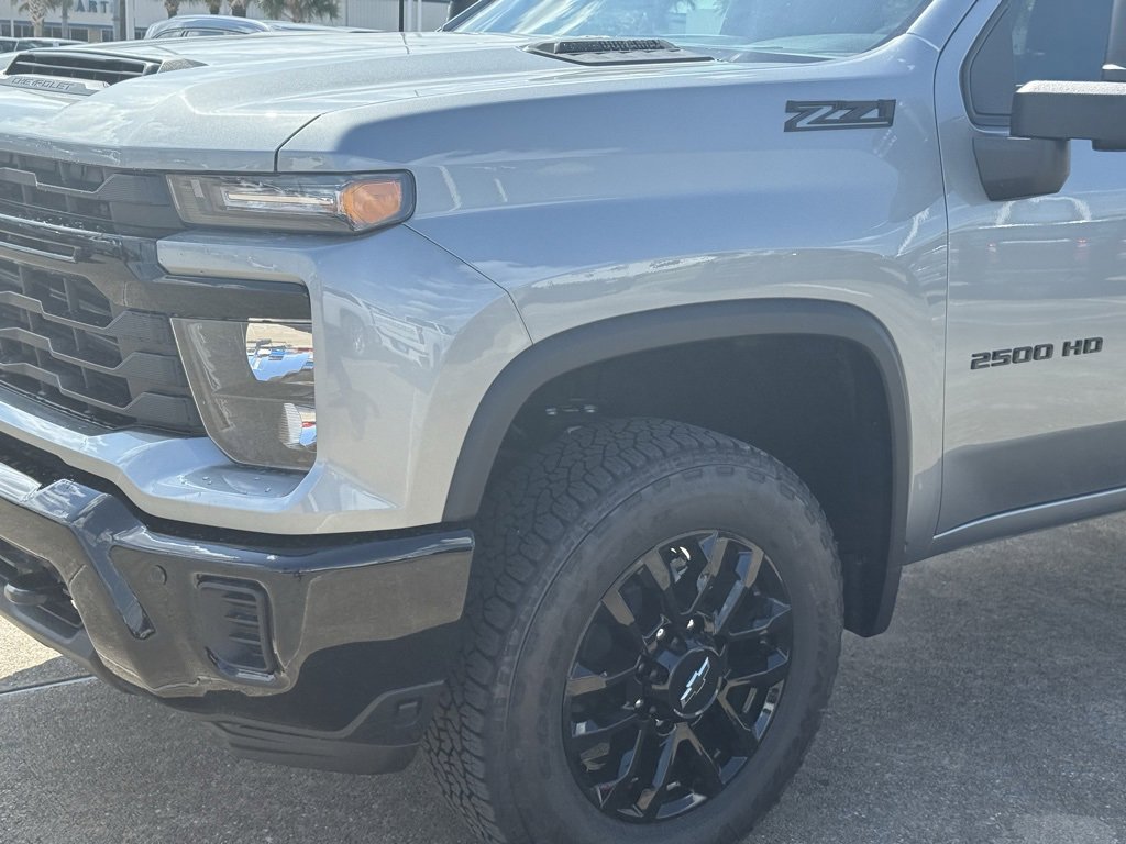 New 2026 Chevrolet Silverado 2500 Custom w/ Custom Value Package image 2