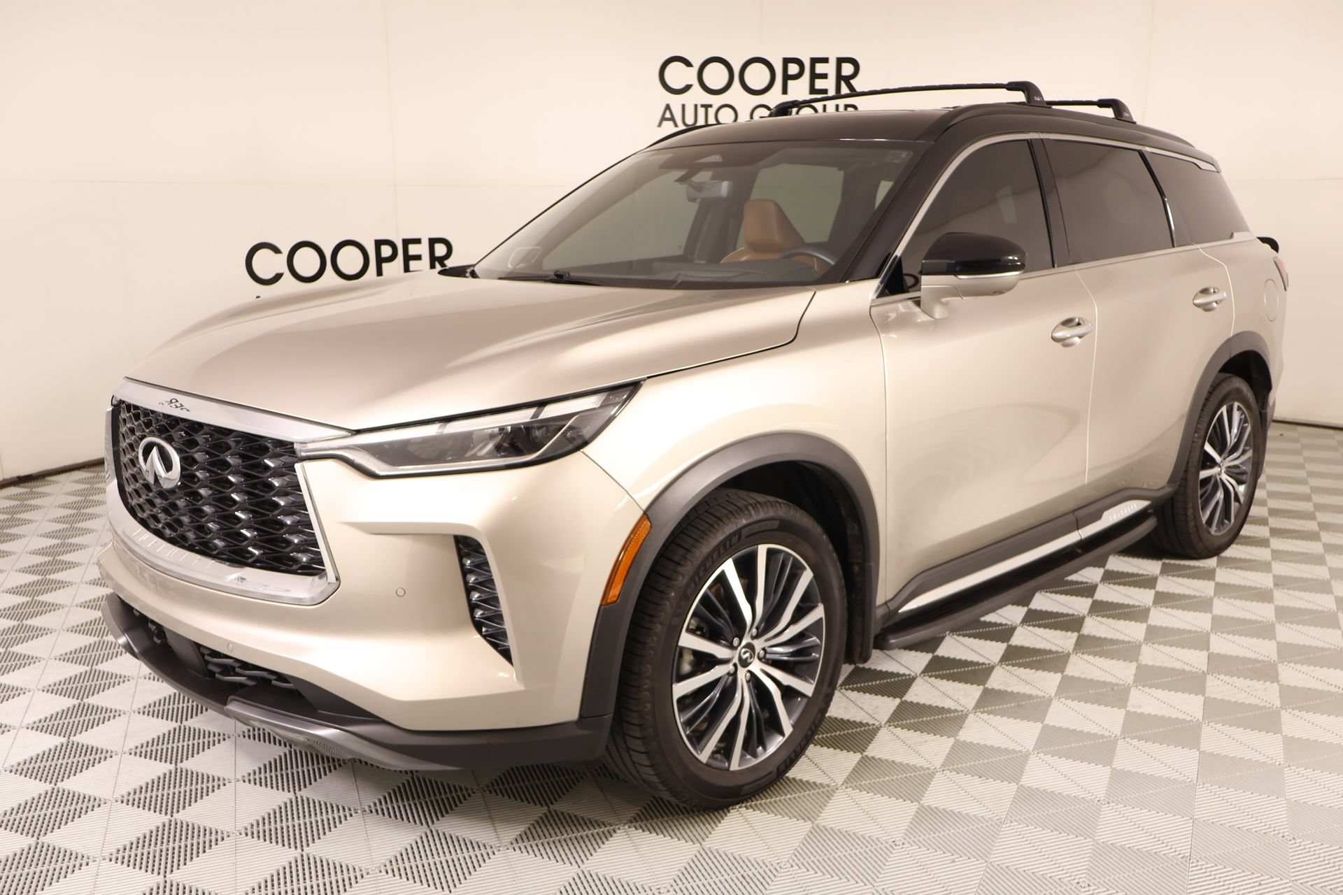 Certified 2024 INFINITI QX60 Autograph w/ Cargo Package AWD/4WD image 11
