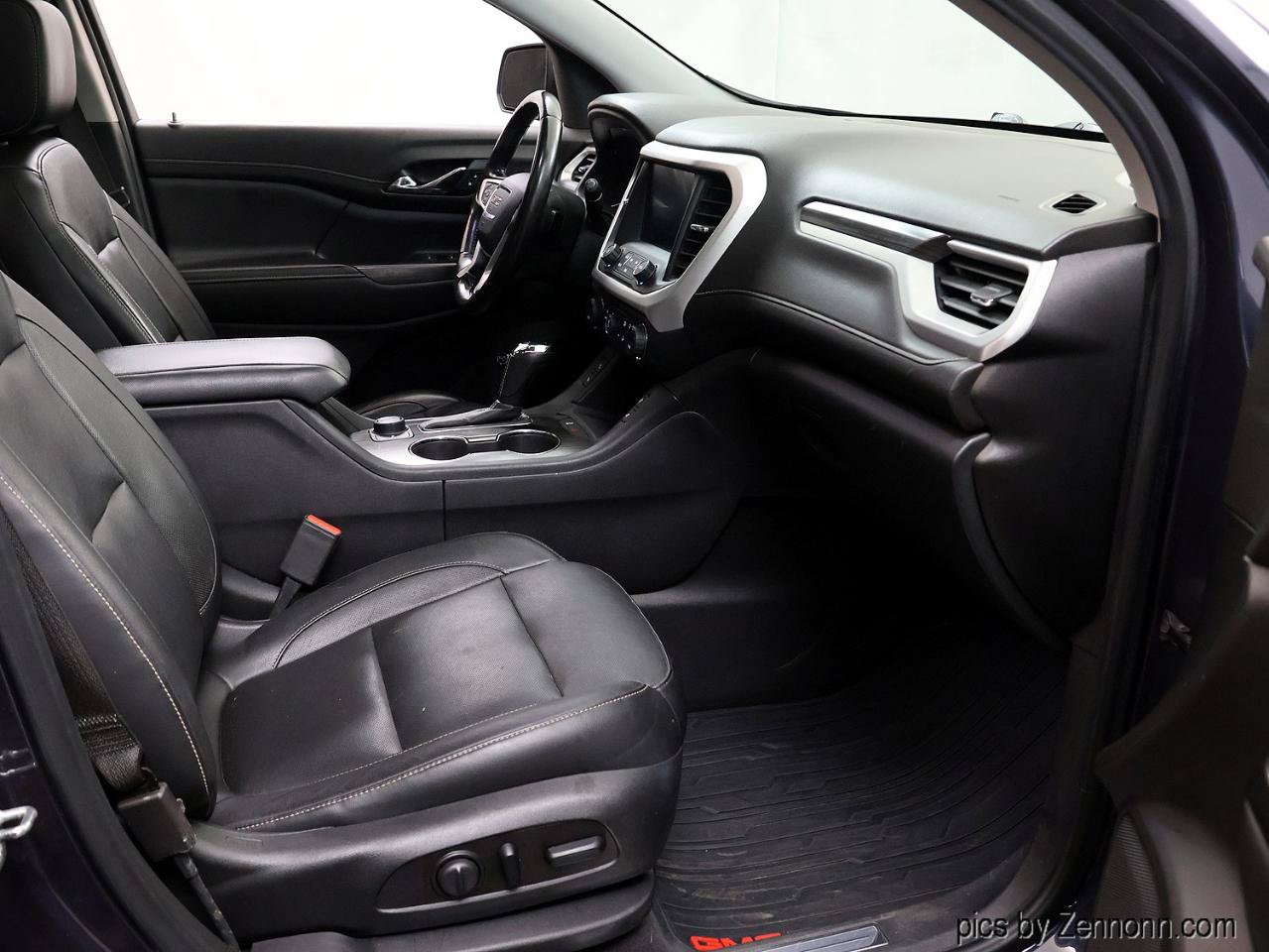 Used 2019 GMC Acadia SLT AWD/4WD image 35