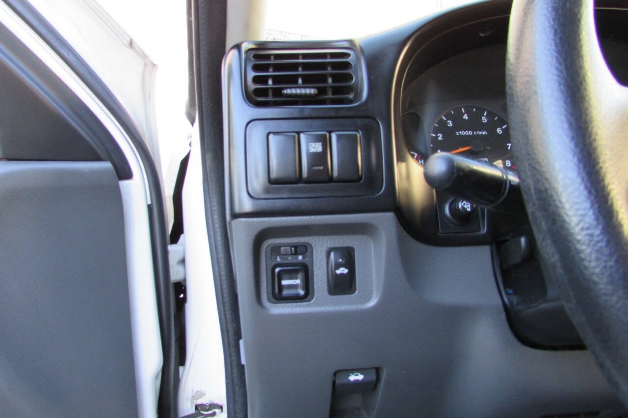 Used 1999 Isuzu Rodeo LS RWD image 44