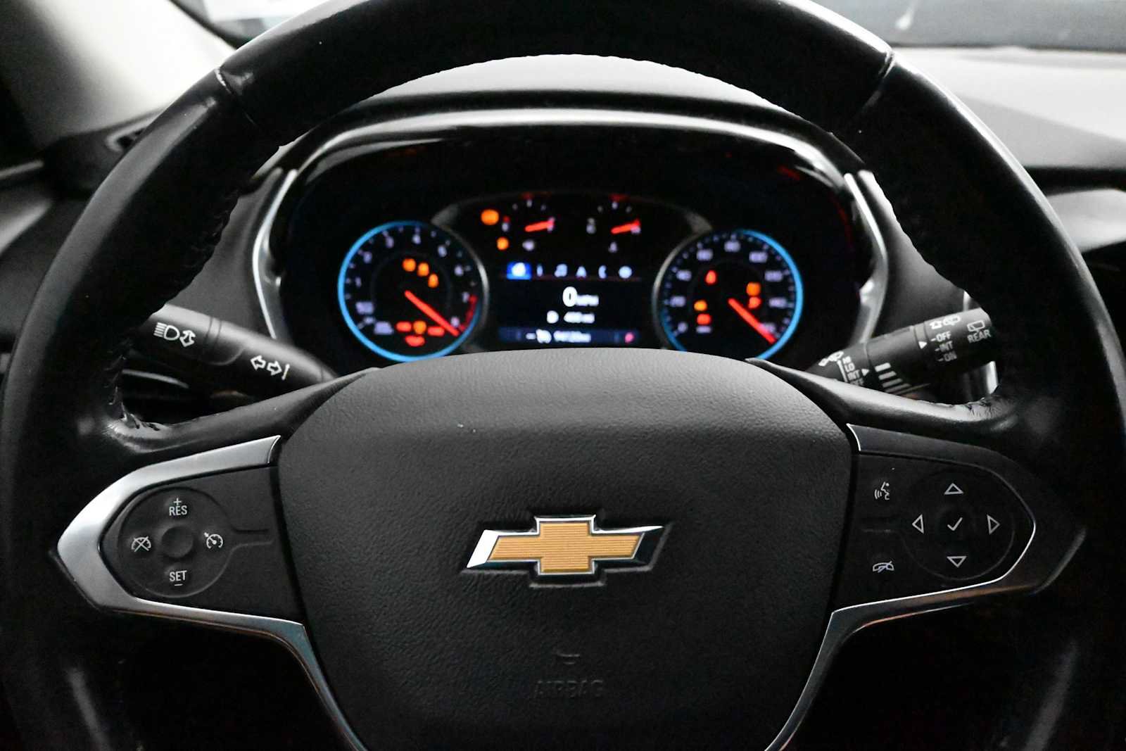 Used 2020 Chevrolet Traverse LT w/ LPO, Blackout Package AWD/4WD image 10