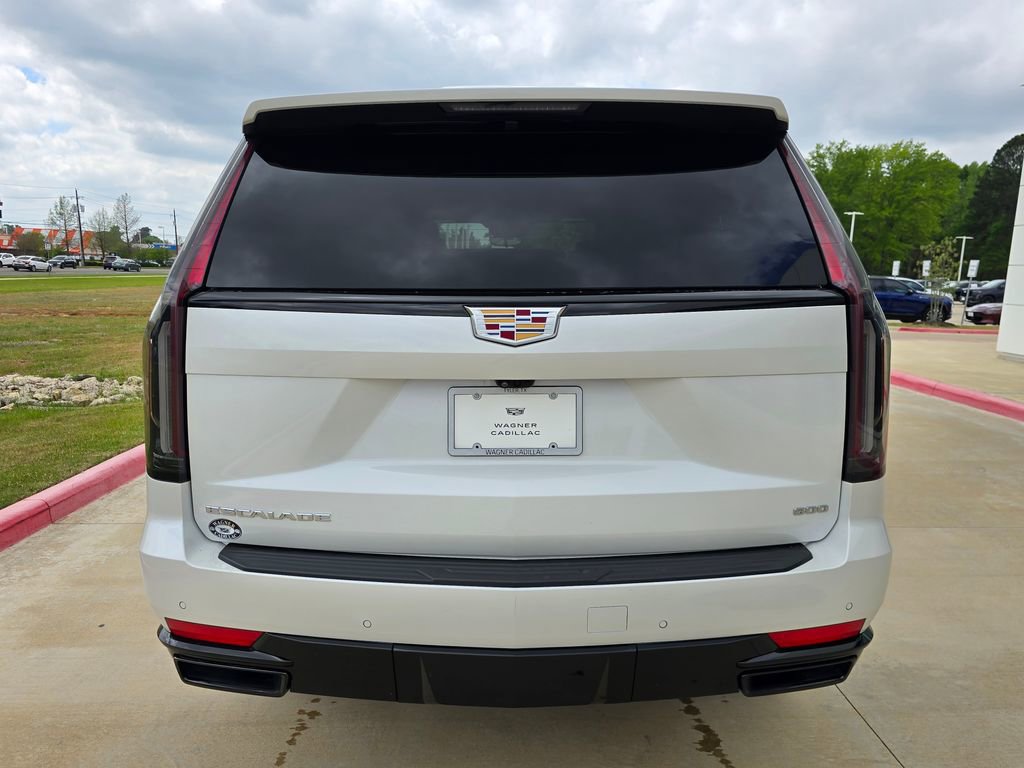 Used 2024 Cadillac Escalade Sport AWD/4WD image 4