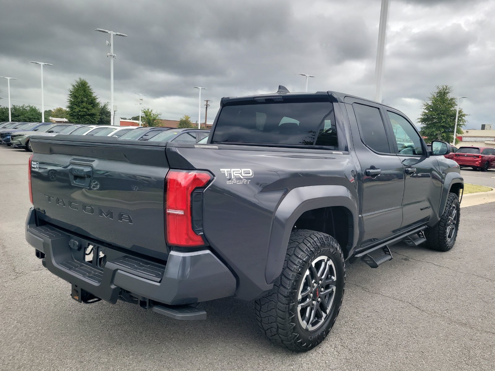 Used 2025 Toyota Tacoma TRD Sport AWD/4WD image 3