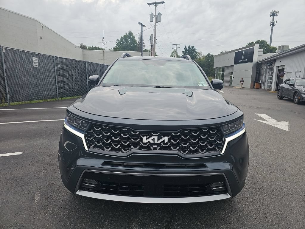 Used 2022 Kia Sorento SX Prestige w/ Rust Color Package AWD/4WD image 2