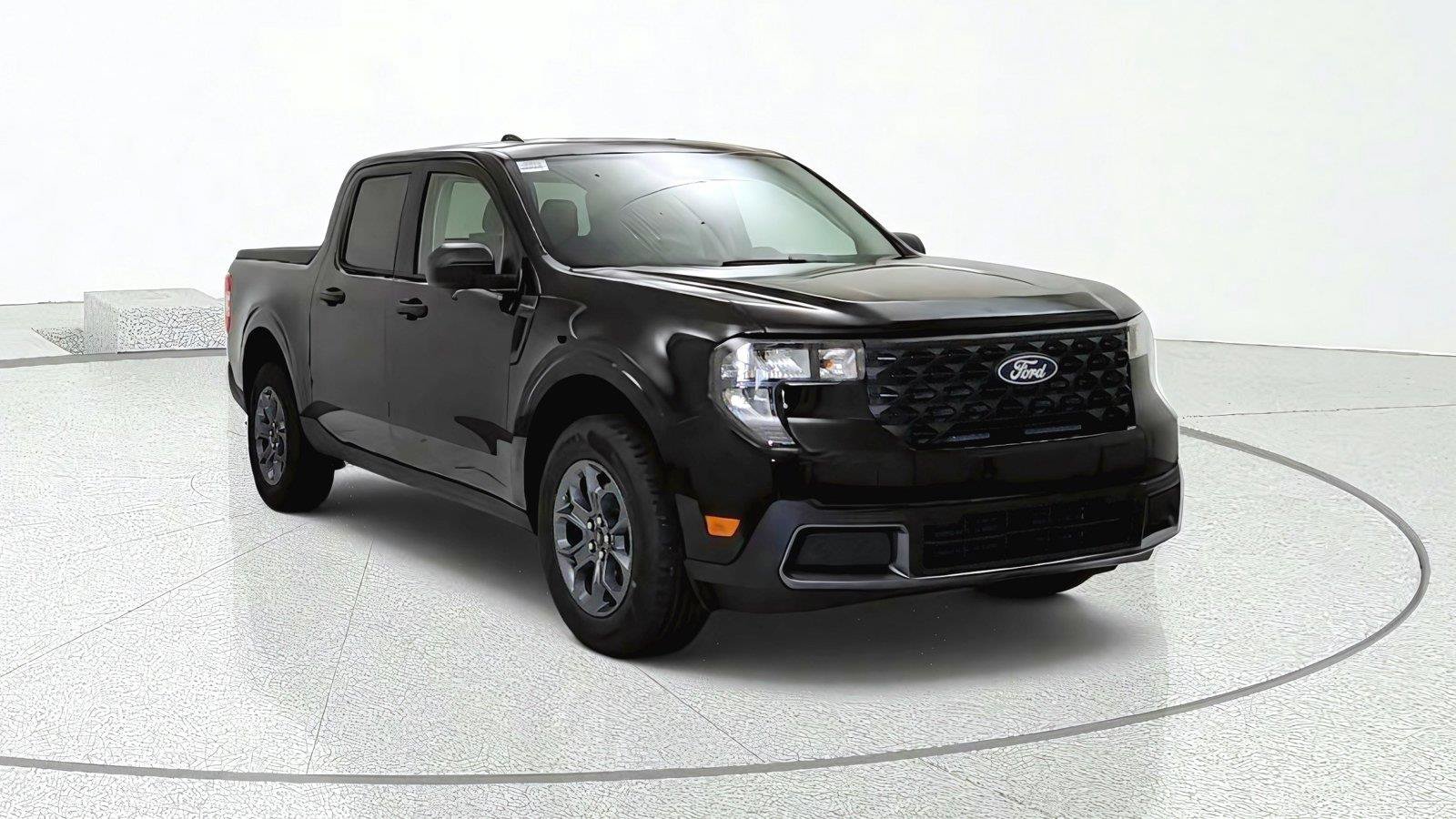 New 2026 Ford Maverick XLT w/ Equipment Group 301A