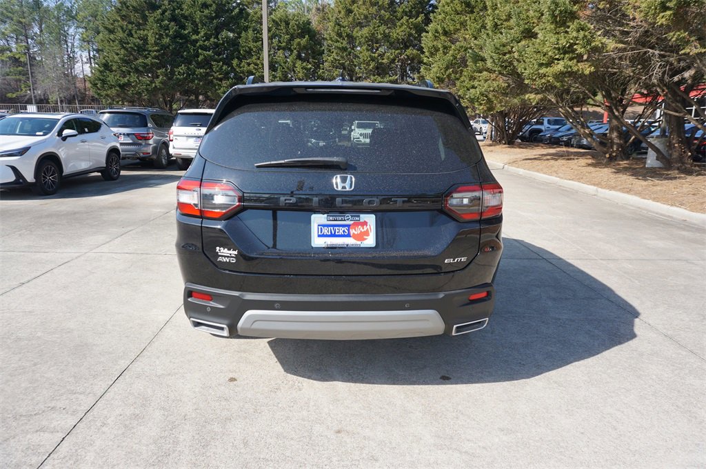 Used 2025 Honda Pilot Elite image 26