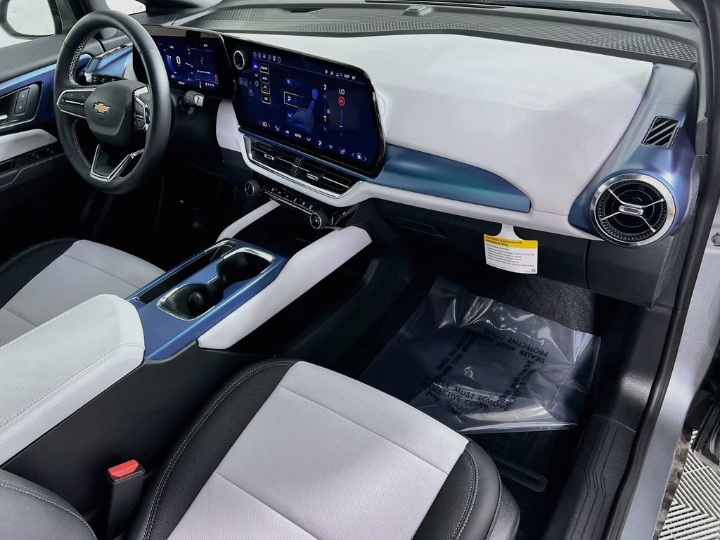 New 2026 Chevrolet Equinox EV LT FWD image 29