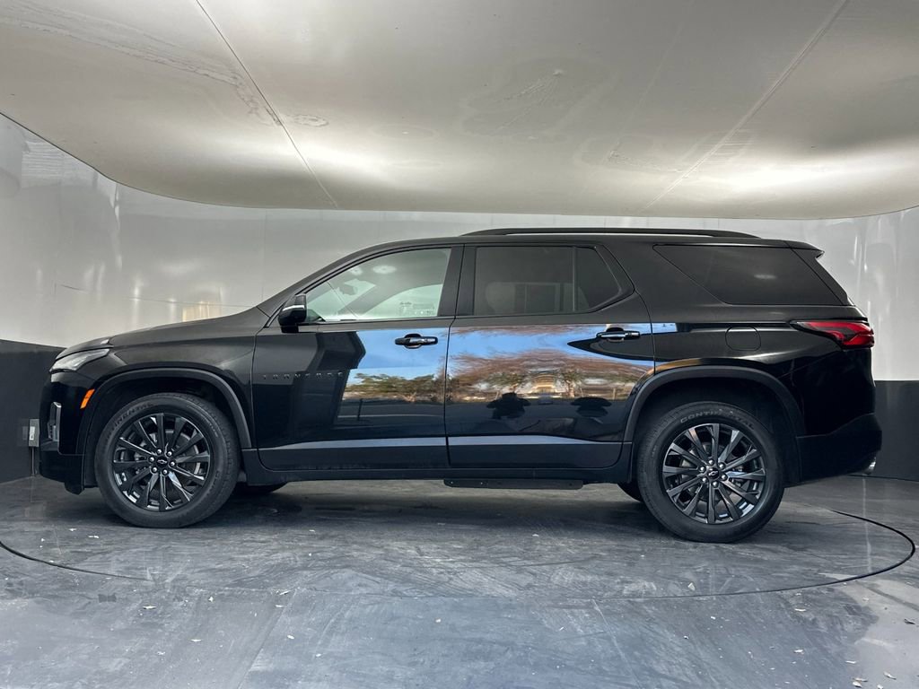 Used 2023 Chevrolet Traverse RS w/ LPO, Floor Liner Package image 6