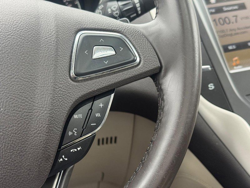 Used 2016 Lincoln MKC Reserve image 13