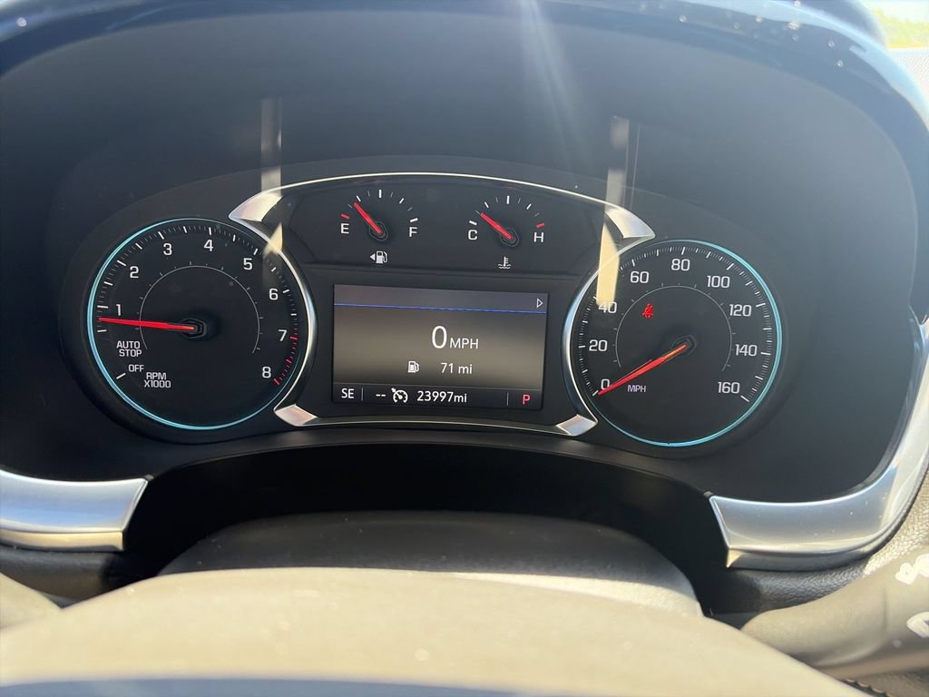 Used 2023 Chevrolet Traverse LT AWD/4WD image 15