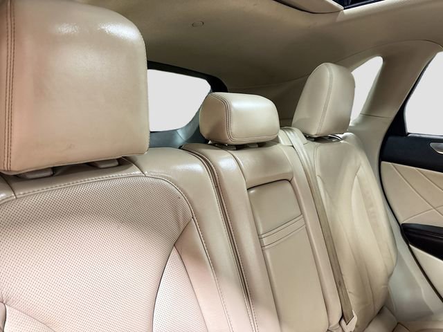 Used 2017 Lincoln MKC Reserve w/ Lincoln MKC Climate Package image 30