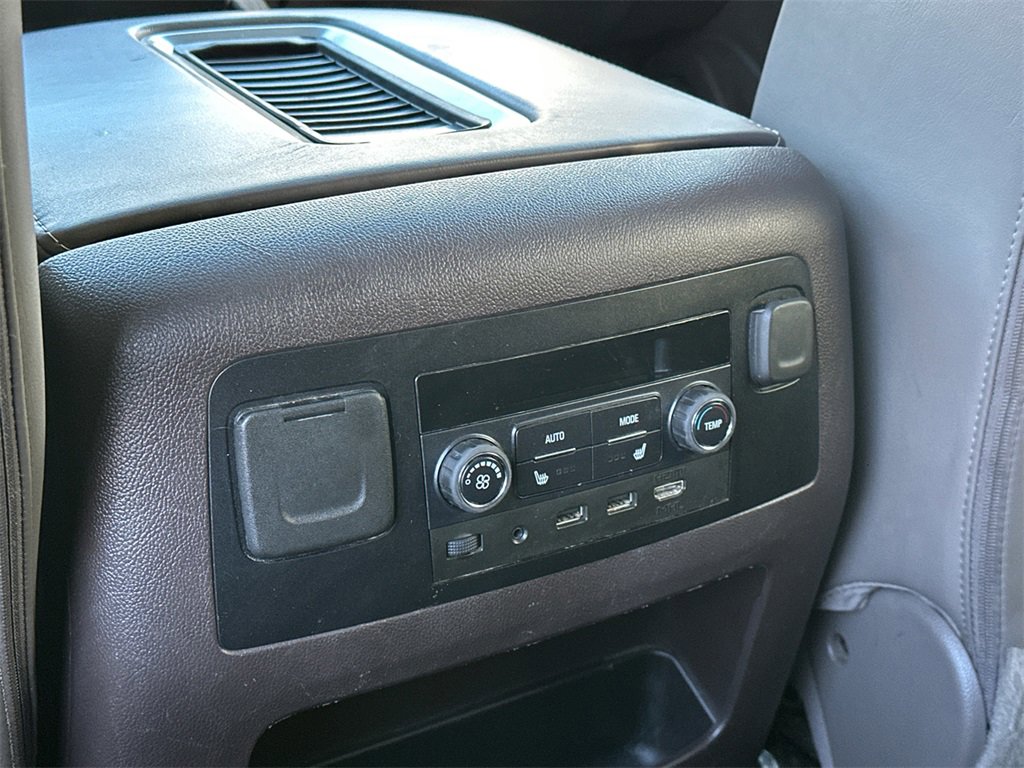 Used 2019 GMC Yukon XL Denali w/ Denali Ultimate Package image 23